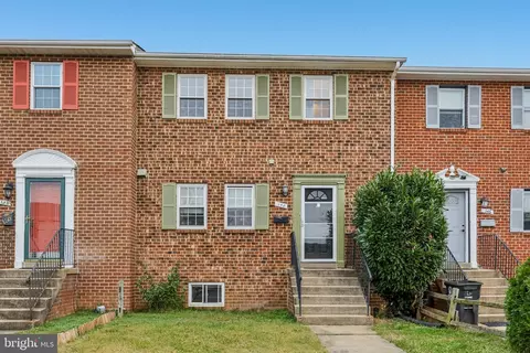 148 Meadows Ln NE, Leesburg, VA 20176