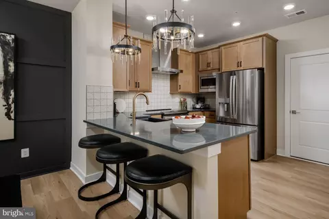 Kitchen - 44578 Strabane Ter, Ashburn, VA 20147 photo 1 of 2