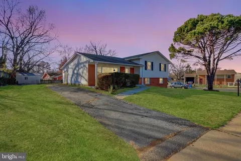 Other - 600 E Poplar Rd, Sterling, VA 20164 photo 3 of 12