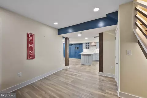 Entry Way - 220 E Colonial Hwy, Hamilton, VA 20158 photo 3 of 4