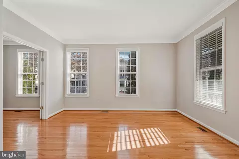 Living - 20319 Bowfonds St, Ashburn, VA 20147 photo 2 of 9