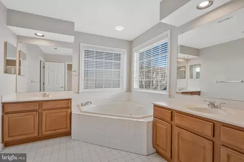 Bath - 20319 Bowfonds St, Ashburn, VA 20147 photo 1 of 3