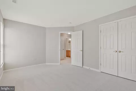 Bedroom - 20319 Bowfonds St, Ashburn, VA 20147 photo 5 of 7