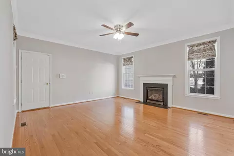 Living - 20319 Bowfonds St, Ashburn, VA 20147 photo 6 of 9