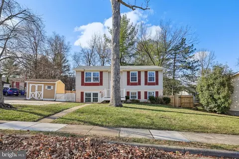 546 Rockbridge Dr SE, Leesburg, VA 20175