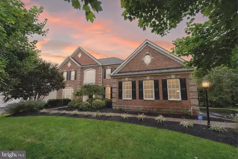 42662 Gulicks Landing Ct, Ashburn, VA 20148