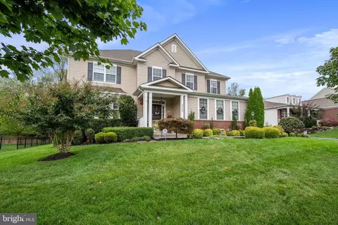 24469 Island Pool Ct, Aldie, VA 20105