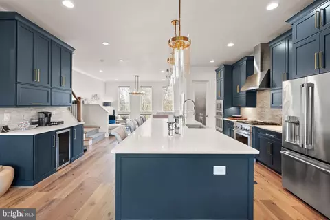 Kitchen - 20254 Northpark Dr, Ashburn, VA 20147 photo 4 of 5