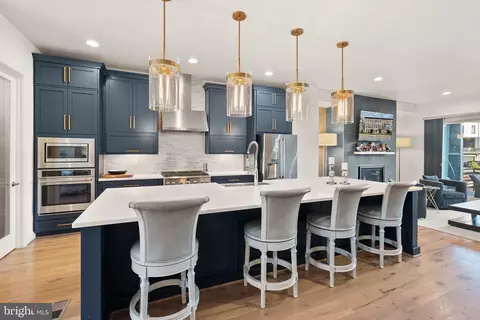 Kitchen - 20254 Northpark Dr, Ashburn, VA 20147 photo 2 of 5