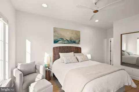 Bedroom - 20254 Northpark Dr, Ashburn, VA 20147 photo 6 of 7