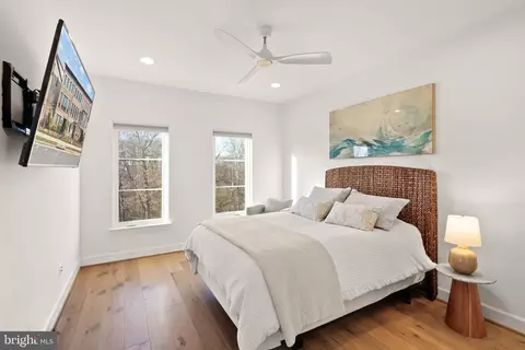 Bedroom - 20254 Northpark Dr, Ashburn, VA 20147 photo 5 of 7