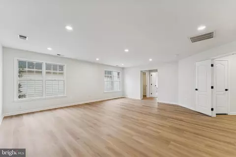 Other - 20385 Medalist Dr, Ashburn, VA 20147 photo 3 of 11