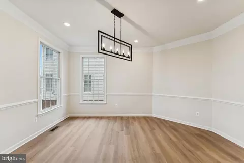Entry Way - 20385 Medalist Dr, Ashburn, VA 20147 photo 1 of 4