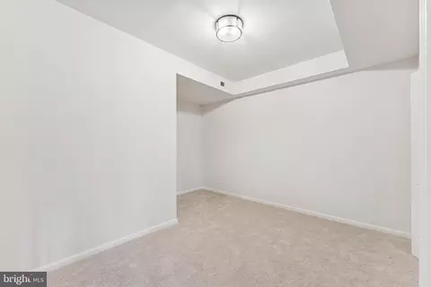 Bedroom - 20385 Medalist Dr, Ashburn, VA 20147 photo 5 of 5