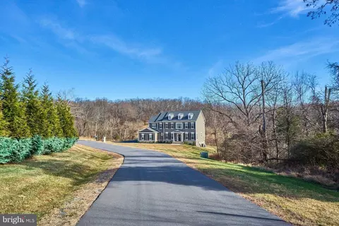 41019 Taylor Ridge Ln, Paeonian Springs, VA 20129