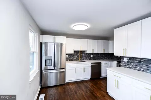 Kitchen - 9 Dorrell Ct, Sterling, VA 20165 photo 1 of 2