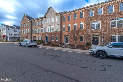 24615 Jenkins Leaf Ter, Sterling, VA 20166