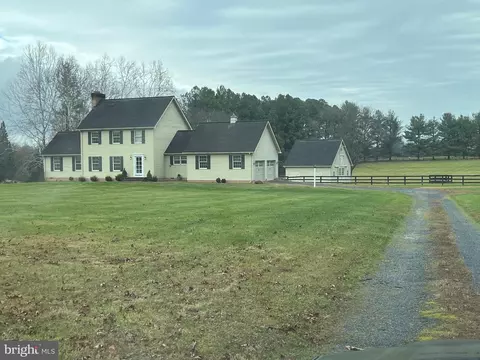 37030 N Fork Rd, Purcellville, VA 20132