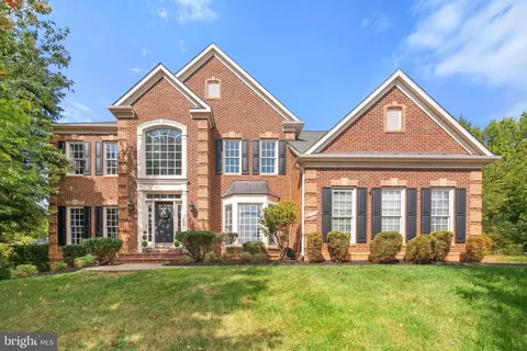 40734 Lenah Run Cir, Aldie, VA 20105