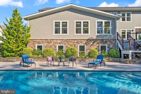 23055 Welbourne Walk Ct, Ashburn, VA 20148