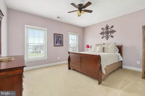 Bedroom - 19829 Somercote Ln, Leesburg, VA 20175 photo 3 of 3