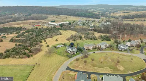 View/Area - 19829 Somercote Ln, Leesburg, VA 20175 photo 2 of 6