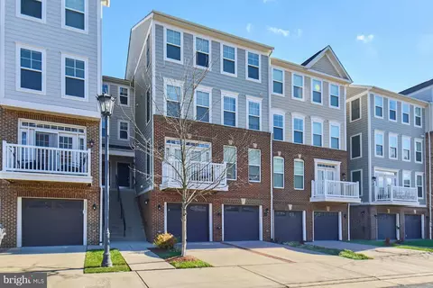 25234 Orchard View Ter, Chantilly, VA 20152