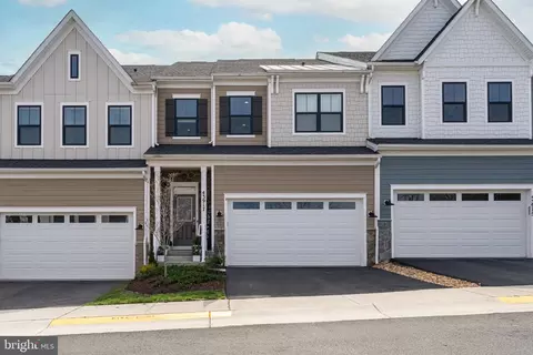 43917 Maritime Song Ter, Leesburg, VA 20176