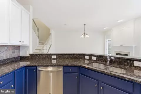 42904 Bittner Sq, Ashburn, VA 20148 photo 14