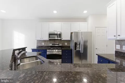42904 Bittner Sq, Ashburn, VA 20148 photo 13