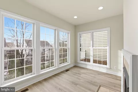 42904 Bittner Sq, Ashburn, VA 20148 photo 20