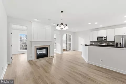 42904 Bittner Sq, Ashburn, VA 20148 photo 17