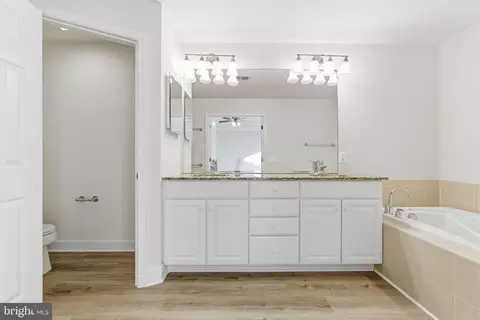 42904 Bittner Sq, Ashburn, VA 20148 photo 31