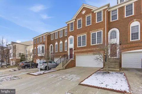 42904 Bittner Sq, Ashburn, VA 20148 photo 2