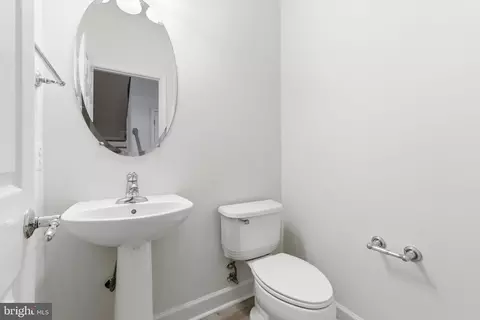 42904 Bittner Sq, Ashburn, VA 20148 photo 23