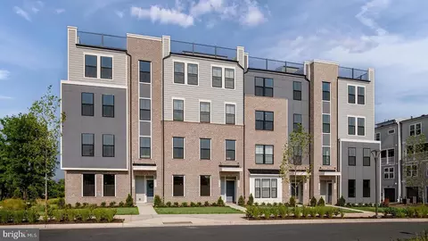 TBB Cloongee Terrace #ROSSLYN, Dulles, VA 20166