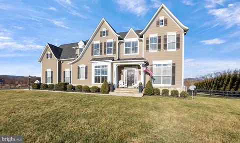 35664 Sweet Branch Ct, Purcellville, VA 20132