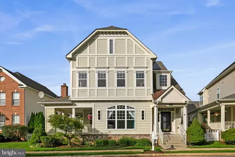 17510 Lethridge Cir, Round Hill, VA 20141