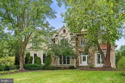 17290 Quail Creek Cir, Hamilton, VA 20158