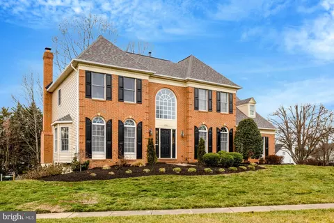47203 Brasswood Pl, Sterling, VA 20165