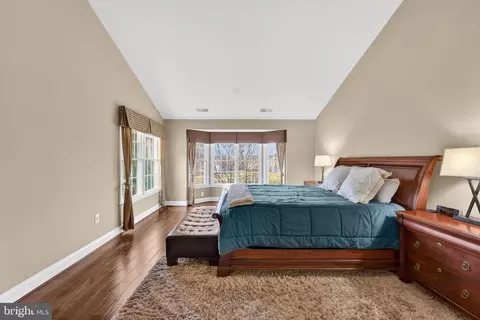 Bedroom - 19873 Bethpage Ct, Ashburn, VA 20147 photo 6 of 7