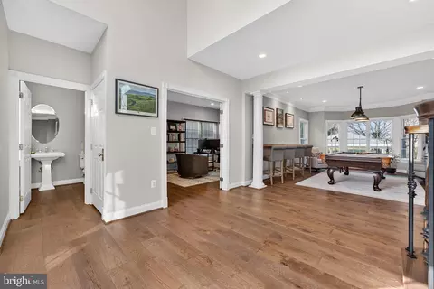 Entry Way - 19873 Bethpage Ct, Ashburn, VA 20147 photo 2 of 17