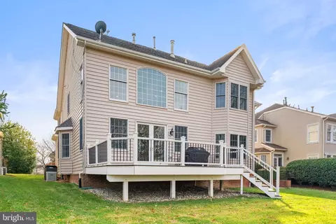 Exterior - 19873 Bethpage Ct, Ashburn, VA 20147 photo 11 of 12