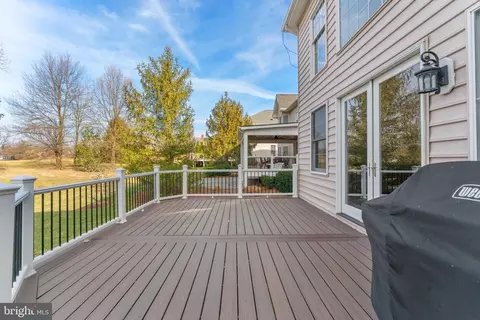 Exterior - 19873 Bethpage Ct, Ashburn, VA 20147 photo 6 of 12