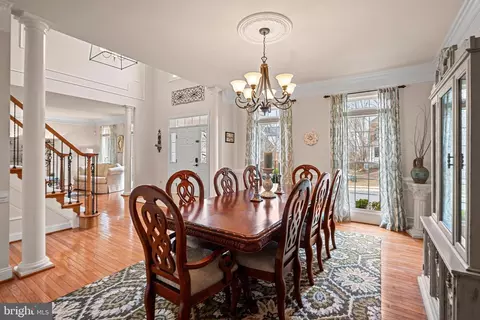 Dining - 43423 Mountcastle Dr, Chantilly, VA 20152 photo 3 of 3