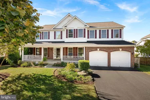 917 Towering Oak Ct, Purcellville, VA 20132