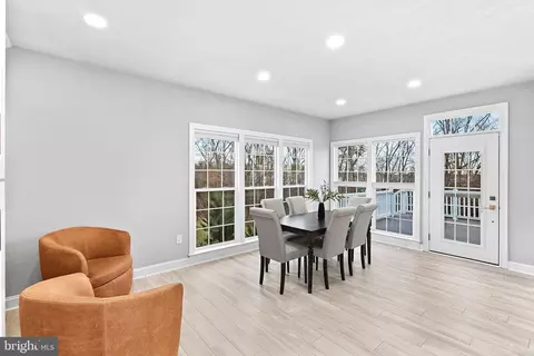 Dining - 22558 Forest Run Dr, Ashburn, VA 20148 photo 6 of 6
