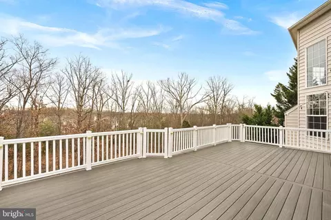 Exterior - 22558 Forest Run Dr, Ashburn, VA 20148 photo 6 of 23
