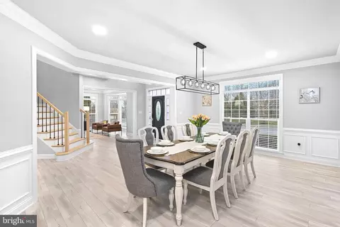 Dining - 22558 Forest Run Dr, Ashburn, VA 20148 photo 1 of 6