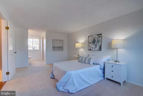 Bedroom - 304 Aaron Ct, Sterling, VA 20164 photo 2 of 5